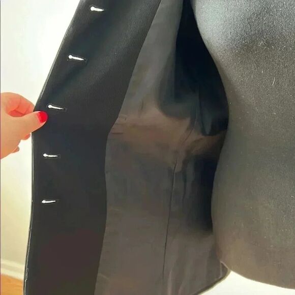 Iris Singer Black Blazer - Picture 7 of 11